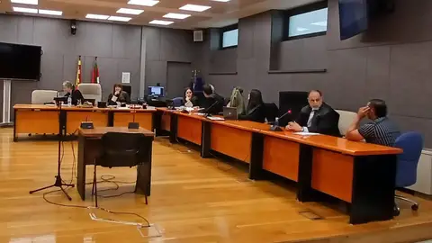 El jurado declara culpable de asesinato al acusado de matar a un septuagenario en su domicilio de Bilbao El jurado declara culpable de asesinato al acusado de matar a un septuagenario en su domicilio de Bilbao