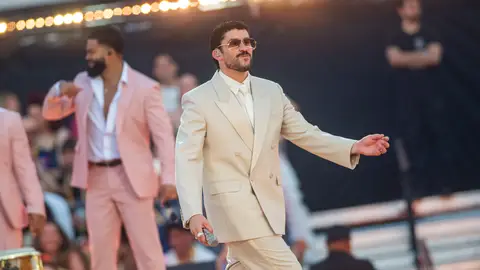 Bad Bunny durante su concierto en el Estadi Olímpic Lluís Companys Bad Bunny durante su concierto en el Estadi Olímpic Lluís Companys
