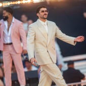 Bad Bunny durante su concierto en el Estadi Olímpic Lluís Companys