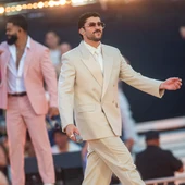Bad Bunny durante su concierto en el Estadi Olímpic Lluís Companys Bad Bunny durante su concierto en el Estadi Olímpic Lluís Companys