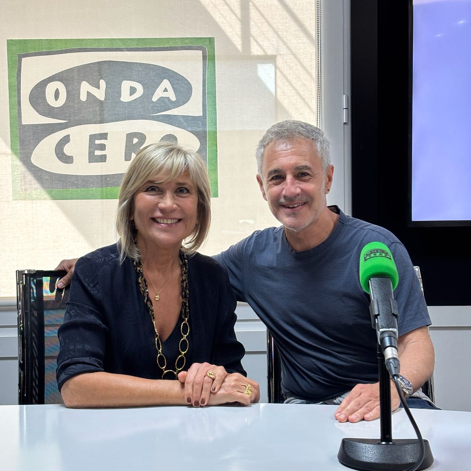 Entrevista de Julia Otero a Sergio Dalma en el programa Julia en la Onda Entrevista de Julia Otero a Sergio Dalma en el programa Julia en la Onda