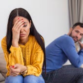 Una pareja tras una discusión
