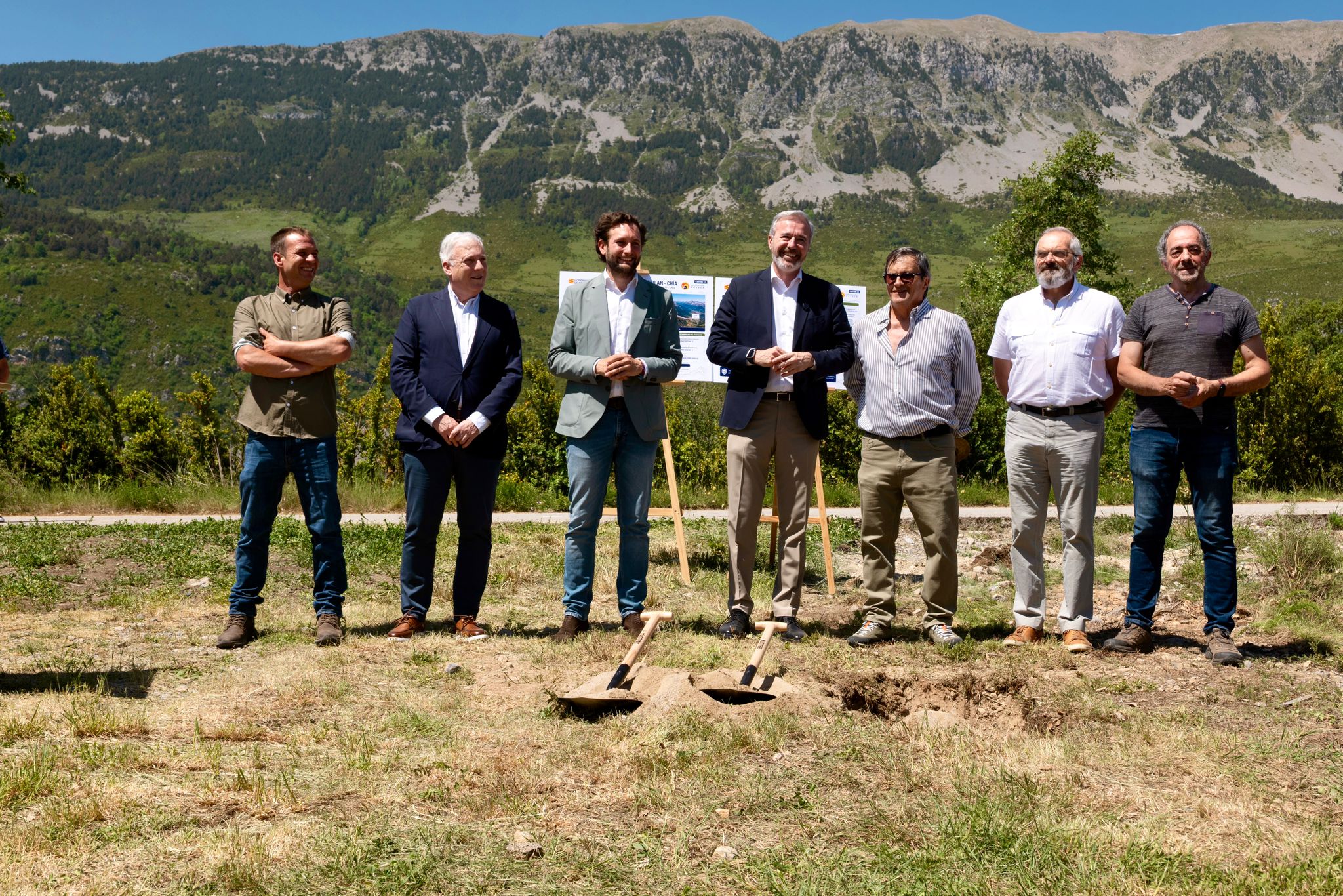 Comienzan los trabajos de asfaltado de la pista entre Chía y Plan Comienzan los trabajos de asfaltado de la pista entre Chía y Plan