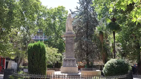 Día de Mariana Pineda 2026: Granada recuerda a su heroína liberal con una ofrenda floral institucional Día de Mariana Pineda 2026: Granada recuerda a su heroína liberal con una ofrenda floral institucional