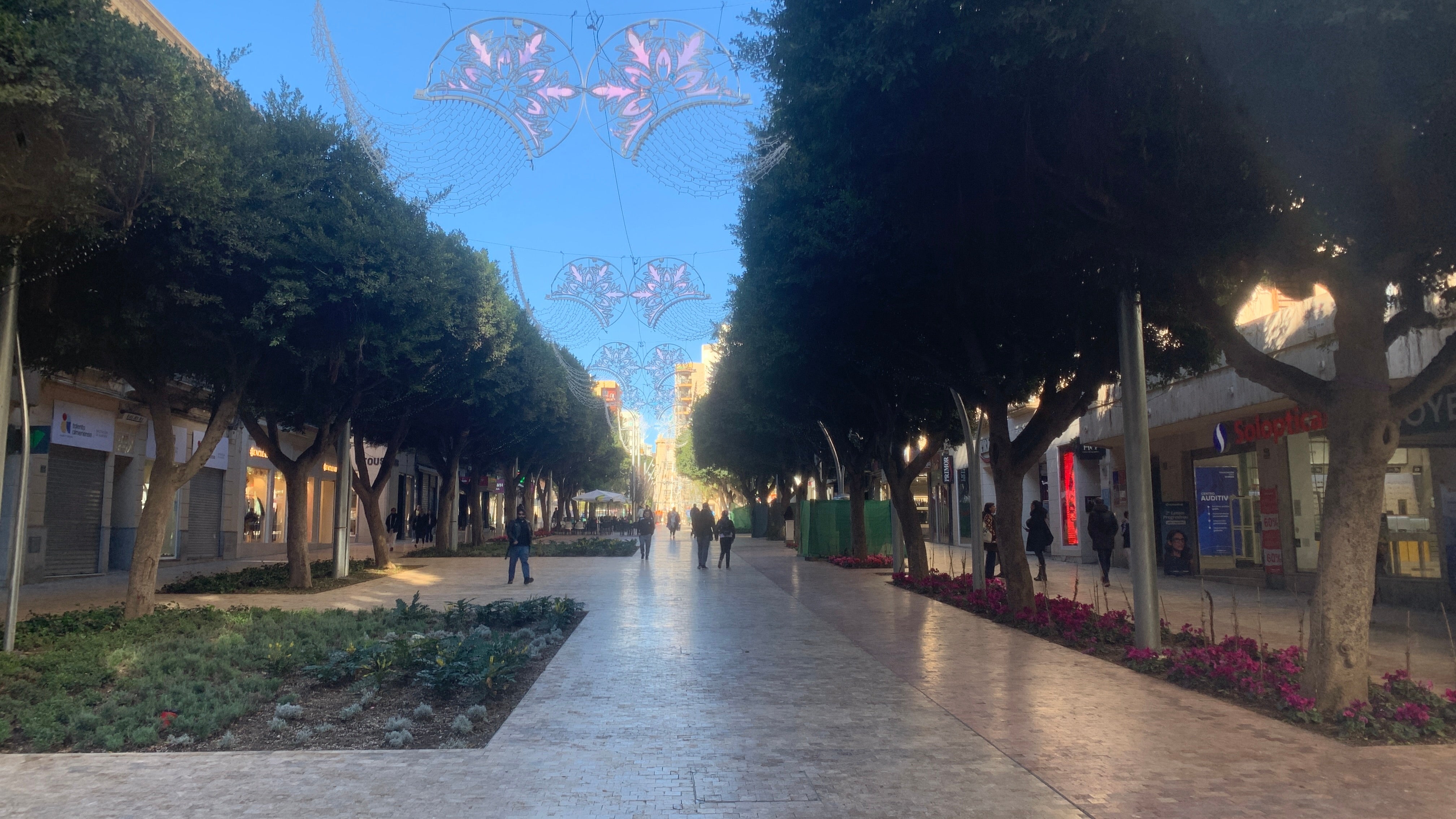 Paseo de Almería Paseo de Almería