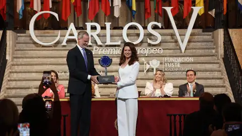 El Rey Felipe ensalza el papel del Comité de las Regiones para preservar la unidad europea frente a la "atomización" actual El Rey Felipe ensalza el papel del Comité de las Regiones para preservar la unidad europea frente a la "atomización" actual