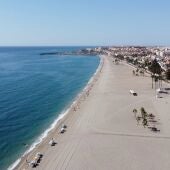 Imagen de archivo de una playa de Roquetas de Mar