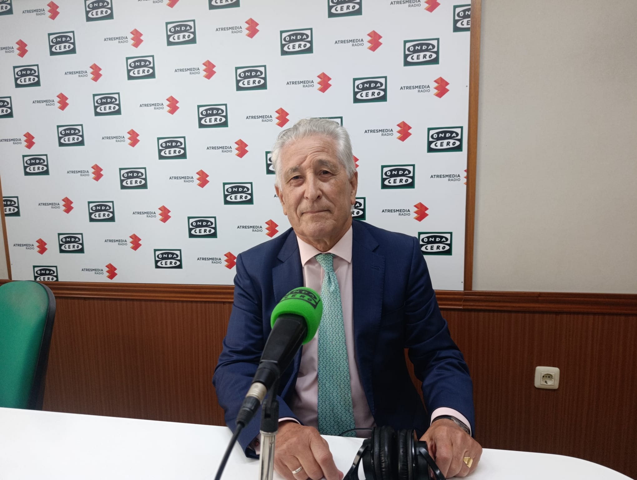 El Ayuntamiento de Almagro quiere trasladar el campo de fútbol y la piscina para construir viviendas de protección El Ayuntamiento de Almagro quiere trasladar el campo de fútbol y la piscina para construir viviendas de protección