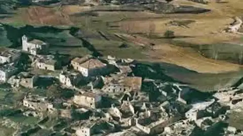 Vista de Villaescusa de Palositos, (Guadalajara). Vista de Villaescusa de Palositos, (Guadalajara).