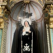 Divina Gracia Divina Gracia