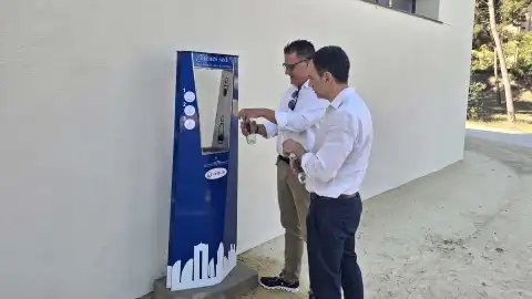 Benidorm amplía el número de fuentes de agua potable refrigerada en espacios públicos Benidorm amplía el número de fuentes de agua potable refrigerada en espacios públicos