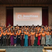 Graduación de los estudiantes de segundo de Bachillerato del curso 2025-2026 del colegio Jesuitinas de Elche.