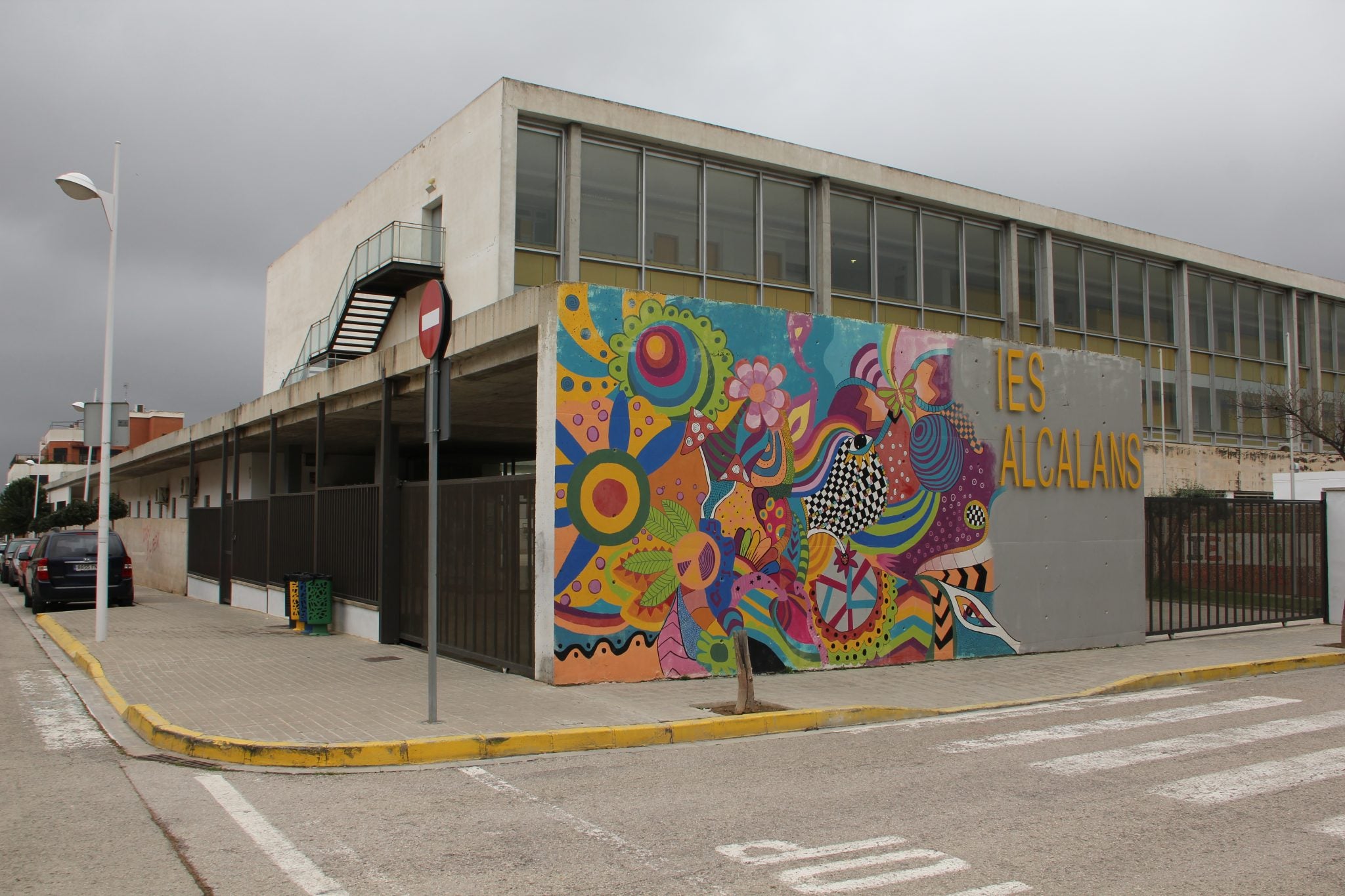 El AMPA del IES Alcalans reclamará ante la Conselleria soluciones a la masificación del centro episode artwork