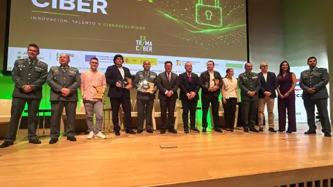 La Junta destaca el talento y la capacidad de Extremadura para liderar la ciberseguridad desde la cooperación público-privada La Junta destaca el talento y la capacidad de Extremadura para liderar la ciberseguridad desde la cooperación público-privada