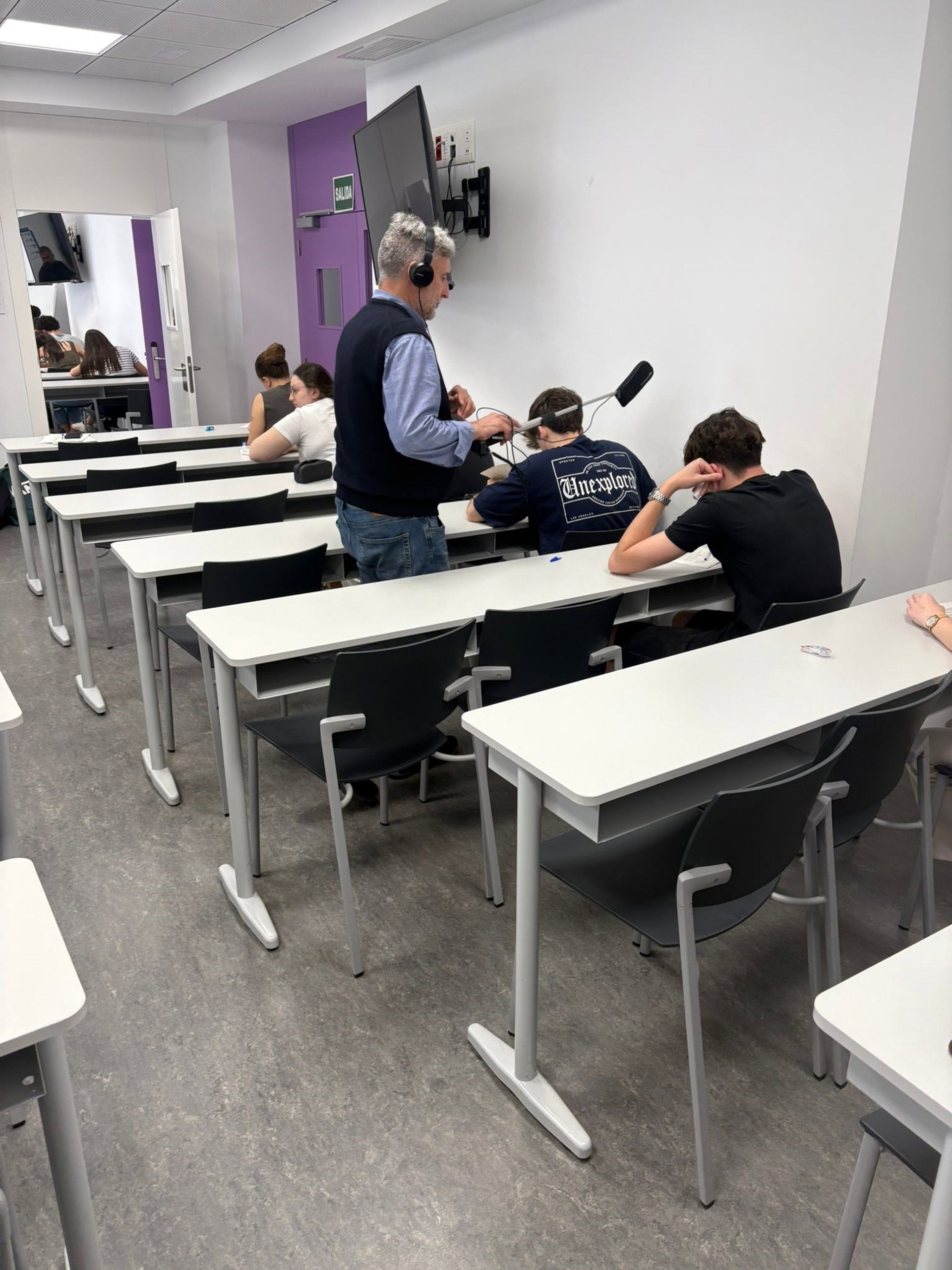 La Universidad CEU Cardenal Herrera de Elche activa un sistema para prevenir el uso de dispositivos electrónicos en los exámenes La Universidad CEU Cardenal Herrera de Elche activa un sistema para prevenir el uso de dispositivos electrónicos en los exámenes