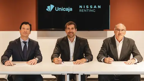 Unicaja y Nissan impulsan la movilidad sostenible de empresas y autónomos con un acuerdo de renting de vehículos eléctricos Nissan