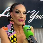 SATÍN GRECO rompe el personaje en LOVIN’ YOU: “El humor hoy da más miedo que la noche”