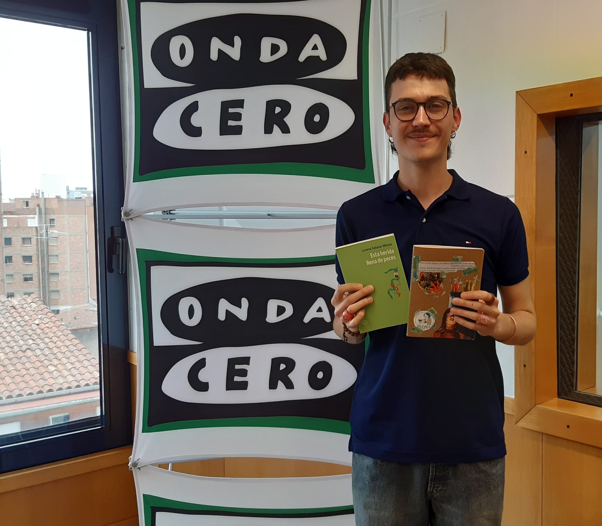 “Esta herida llena de peces”, una novel·la íntima i sensorial que navega entre la maternitat, la por i la pertinença “Esta herida llena de peces”, una novel·la íntima i sensorial que navega entre la maternitat, la por i la pertinença