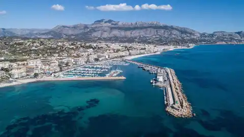 La Generalitat abre el proceso para la renovación de la concesión del club náutico de Altea y termina con años de inseguridad jurídica La Generalitat abre el proceso para la renovación de la concesión del club náutico de Altea y termina con años de inseguridad jurídica