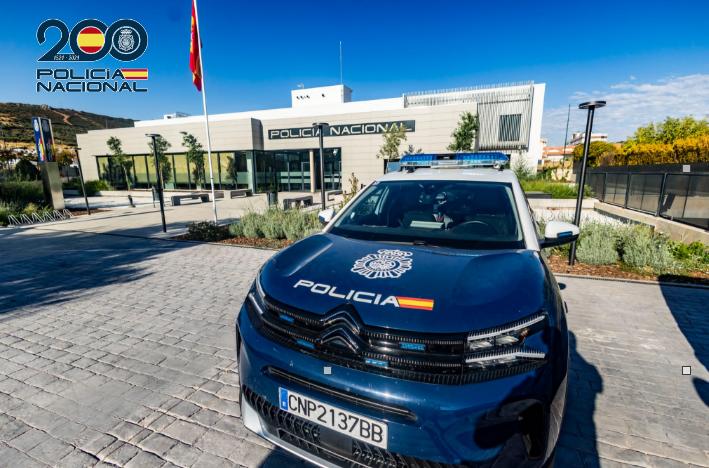 Detienen en Puertollano a una pareja de hermanos acusados de robar más de 18.000 euros en joyas Detienen en Puertollano a una pareja de hermanos acusados de robar más de 18.000 euros en joyas