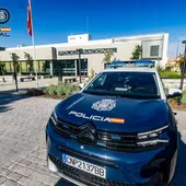 Vehículo de la Policía Nacional Vehículo de la Policía Nacional
