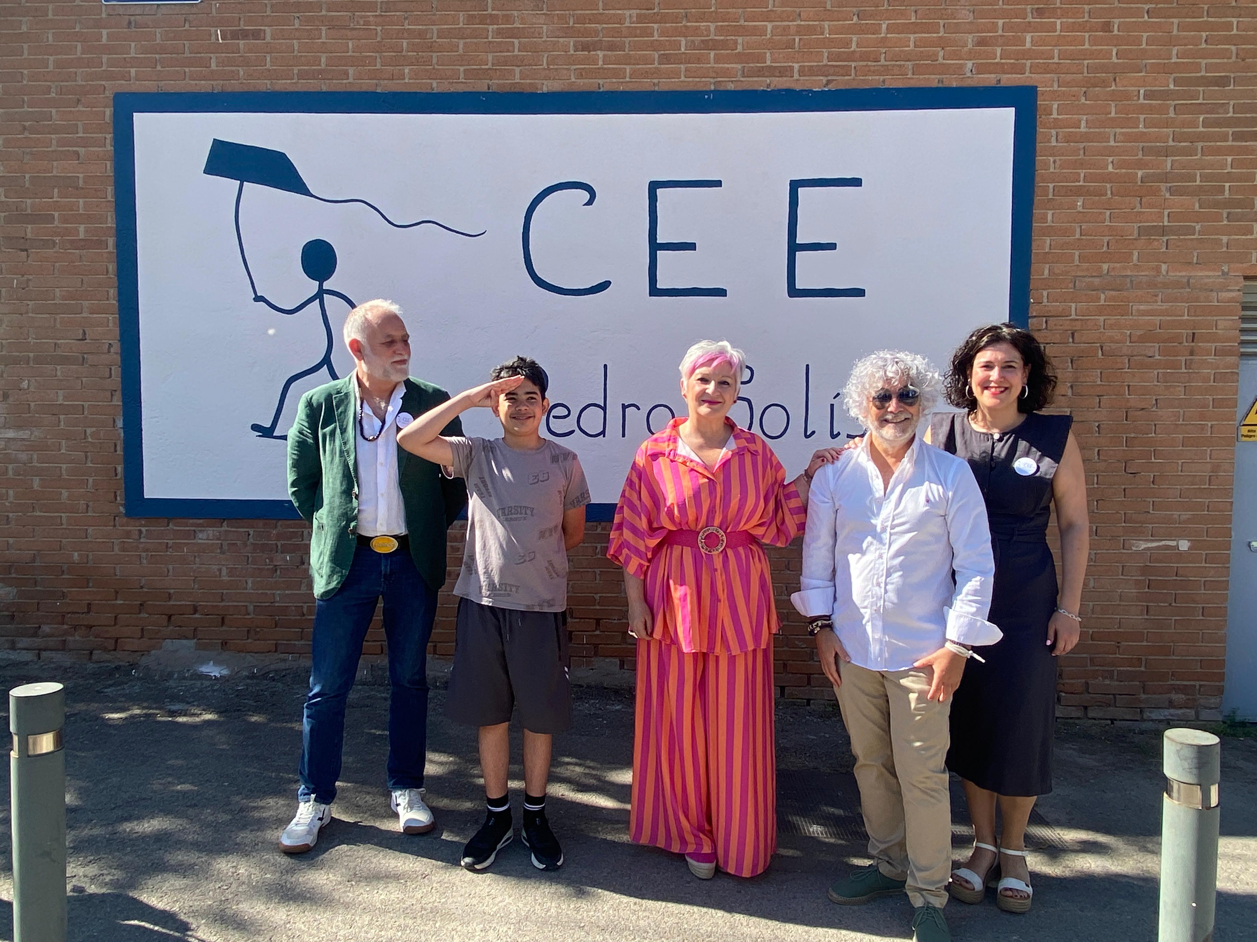 El cineasta Pedro Solís da su nombre a un Centro de Educación Especial en Guadalajara El cineasta Pedro Solís da su nombre a un Centro de Educación Especial en Guadalajara