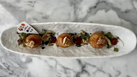 La Torta del Casar celebra la X 'Primavera en la Ruta el Sabor de un Territorio' con un recetario La Torta del Casar celebra la X 'Primavera en la Ruta el Sabor de un Territorio' con un recetario