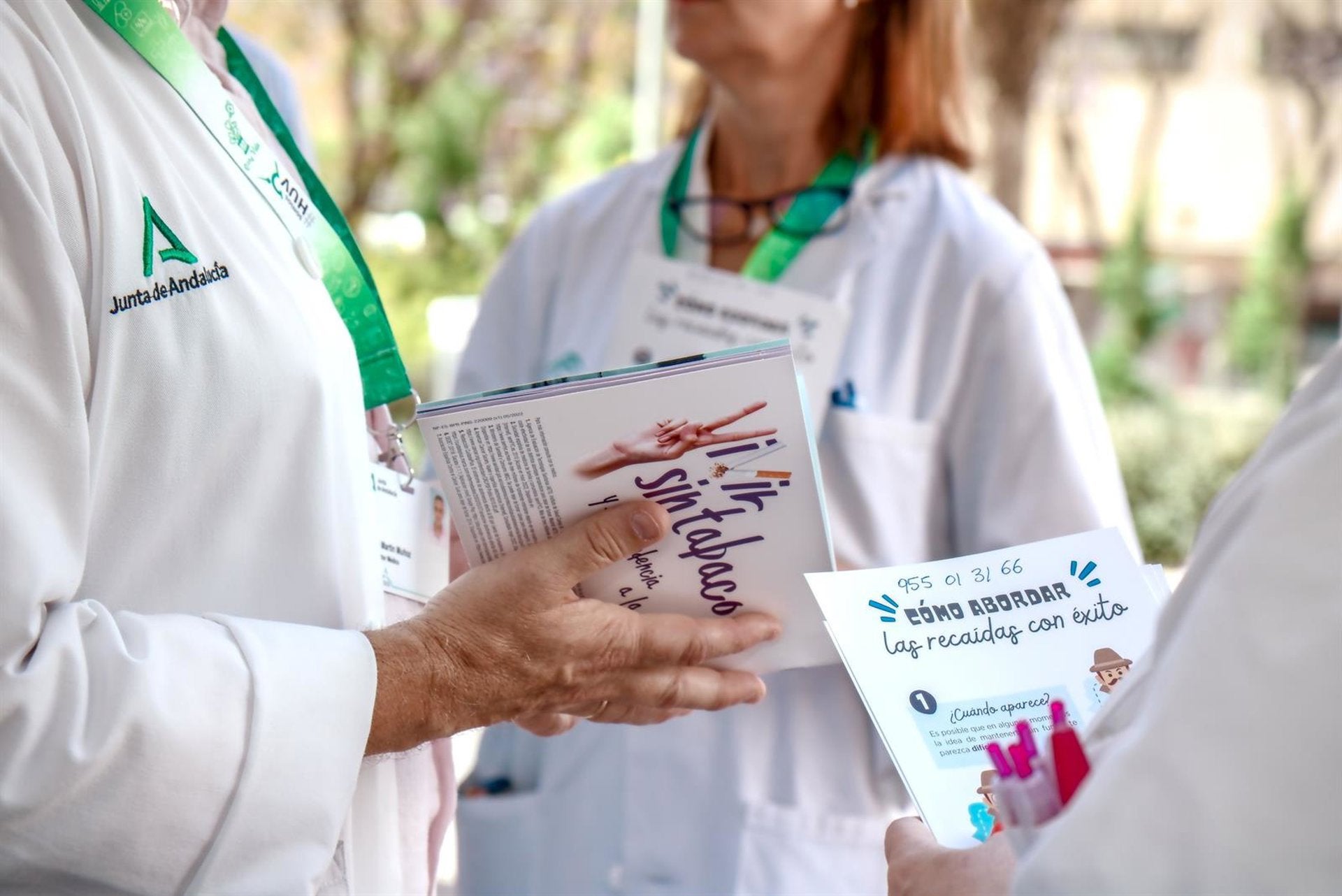 El Hospital Virgen del Rocío se suma al Día Sin Tabaco con su lema 'Si no lo haces por ti, hazlo por nosotros' El Hospital Virgen del Rocío se suma al Día Sin Tabaco con su lema 'Si no lo haces por ti, hazlo por nosotros'