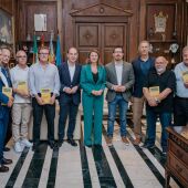 El Ayuntamiento de Castellón y Motorocasión rinden homenaje a los impulsores de la feria en su 30º aniversario