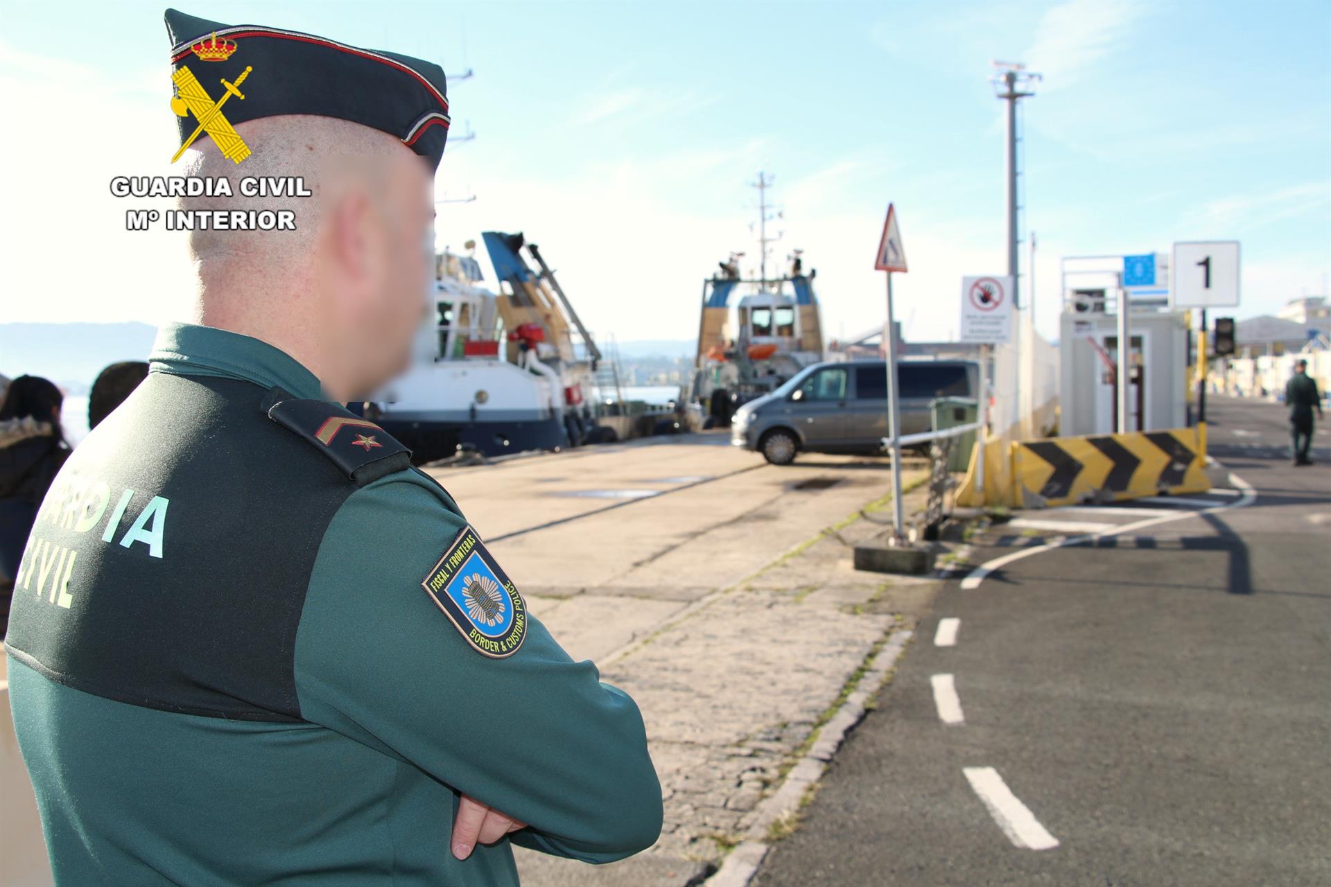 Detenida en el Puerto de Santander una mujer procedente de Reino Unido reclamada por un juzgado de Badajoz Detenida en el Puerto de Santander una mujer procedente de Reino Unido reclamada por un juzgado de Badajoz