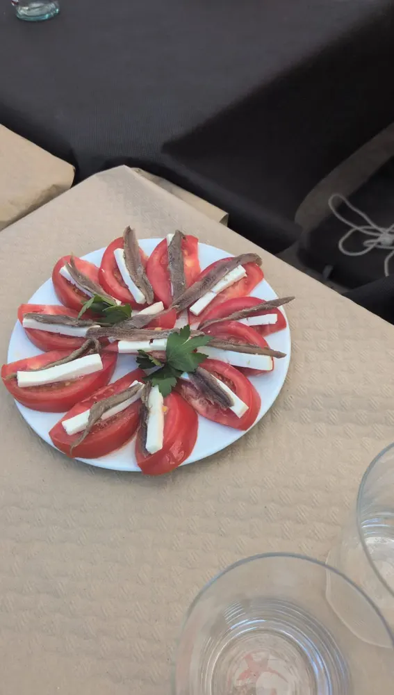 Plato de tomate de Rafelguaraf Plato de tomate de Rafelguaraf