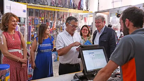 O programa Bonos Activa Comercio da Xunta a prol do comercio de proximidade O programa Bonos Activa Comercio da Xunta a prol do comercio de proximidade