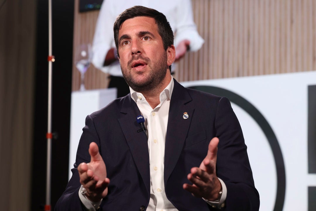 Enrique Riquelme: "Mi entrenador no es un experimento, sabe gestionar" Enrique Riquelme: "Mi entrenador no es un experimento, sabe gestionar"