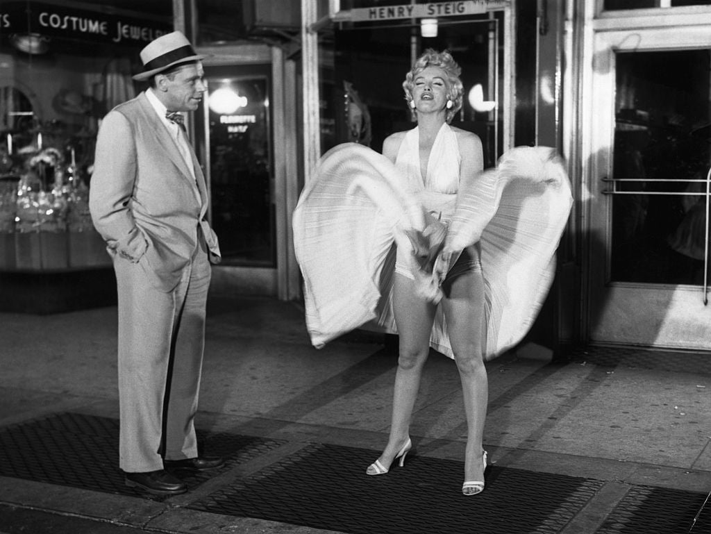 La Cultureta 12x36: Una silla asesina de un dictador y el centenario de Marilyn La Cultureta 12x36: Una silla asesina de un dictador y el centenario de Marilyn