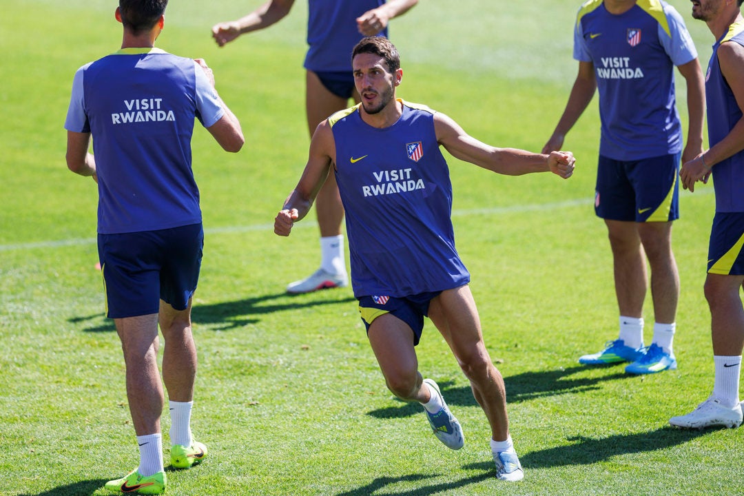 Koke: "Desde que llegó Julián le estáis vendiendo al Barcelona" Koke: "Desde que llegó Julián le estáis vendiendo al Barcelona"