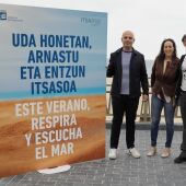 La temporada de playas arranca el lunes en San Sebastián con la prohibición de fumar y el uso de altavoces
