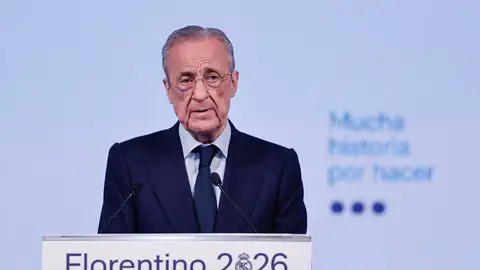 Florentino Pérez: "Da la sensación de que Riquelme necesita al club para su empresa" Florentino Pérez: "Da la sensación de que Riquelme necesita al club para su empresa"