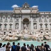 Una turista colombiana se mete a nadar en la Fontana de Trevi y termina multada y vetada de por vida