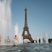 Alerta roja por ola de calor en París Alerta roja por ola de calor en París