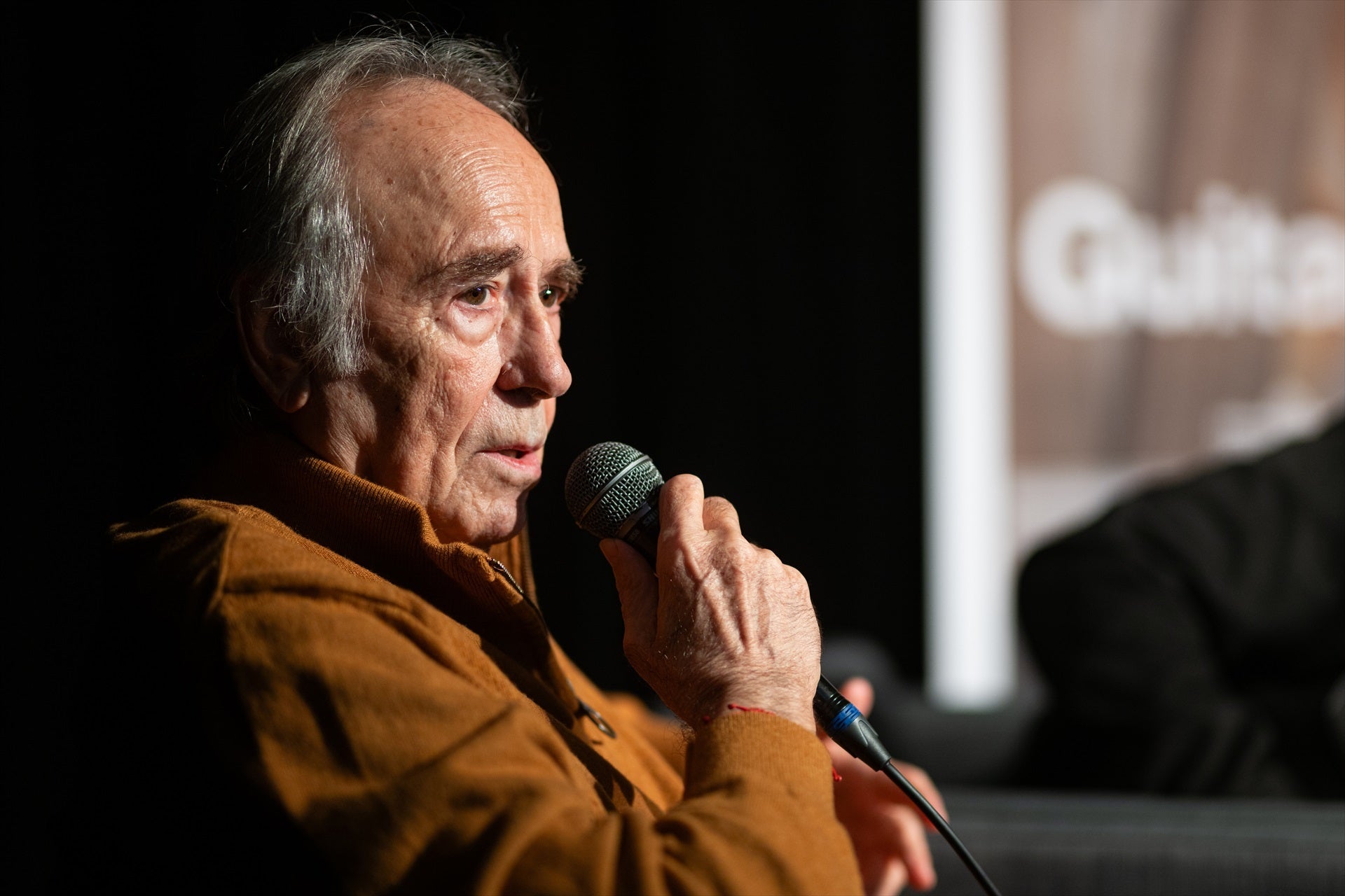 El cantante Joan Manuel Serrat durante la presentación del disco 'Jofre Bardagí interpreta Serrat' El cantante Joan Manuel Serrat durante la presentación del disco 'Jofre Bardagí interpreta Serrat'
