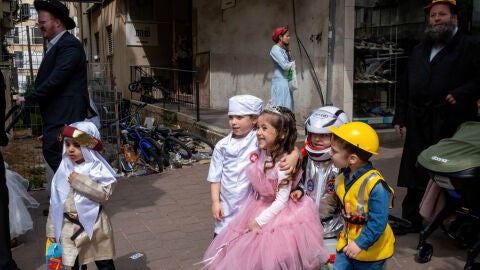 Niños disfrazados de profesiones Niños disfrazados de profesiones