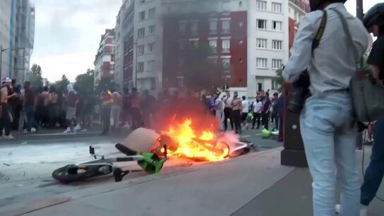 Violentos disturbios en París tras ganar el PSG la Champions
