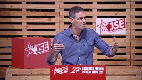 Sánchez pide tiempo y acusa a la "oposición marrullera" de querer "derribar" al Gobierno con "malas artes": "Nosotros, a gobernar hasta 2027 y más allá" Sánchez pide tiempo y acusa a la "oposición marrullera" de querer "derribar" al Gobierno con "malas artes": "Nosotros, a gobernar hasta 2027 y más allá"