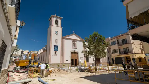 Comienzan los preparativos para la pavimentación de la plaza Mayor del Casco Histórico de l’Alfàs Comienzan los preparativos para la pavimentación de la plaza Mayor del Casco Histórico de l’Alfàs