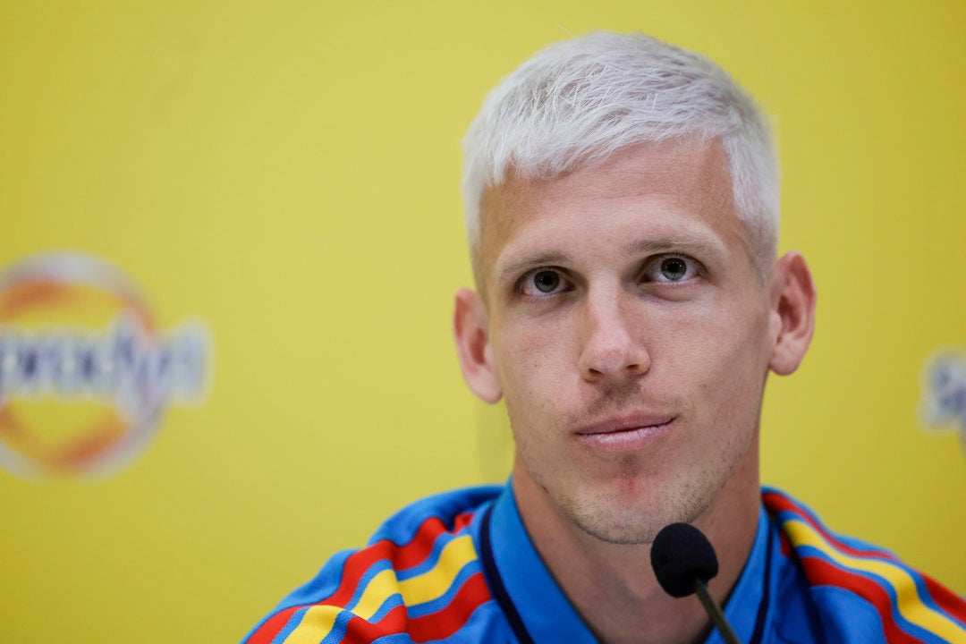 Dani Olmo: “El ‘10’ es un número que me gusta, por qué cambiar si está yendo todo bien” Dani Olmo: “El ‘10’ es un número que me gusta, por qué cambiar si está yendo todo bien”