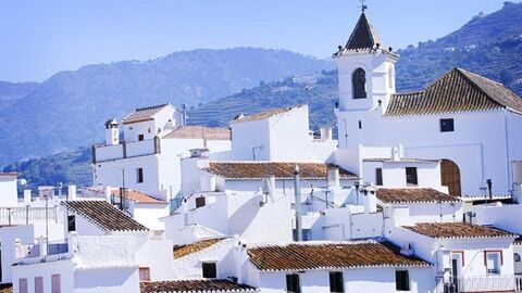Sayalonga, pueblo blanco de la provincia de M&aacute;laga