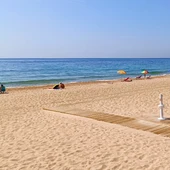 Villajoyosa pone a punto sus playas para el inicio de la temporada estival Villajoyosa pone a punto sus playas para el inicio de la temporada estival