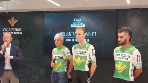 Marino Lejarreta, Abel Balderstone y Fernando Gaviria