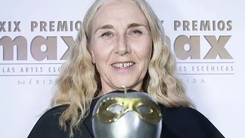Mona Martínez, mejor actriz por 'Los nuestros' en Premios Max - Mérida 2026 Mona Martínez, mejor actriz por 'Los nuestros' en Premios Max - Mérida 2026