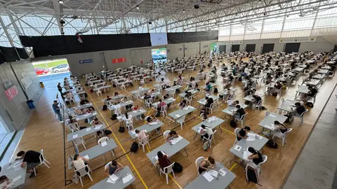 363 estudiantes se examinan de la PAU 2026 en el Pabellón Muixara de La Nucía 363 estudiantes se examinan de la PAU 2026 en el Pabellón Muixara de La Nucía